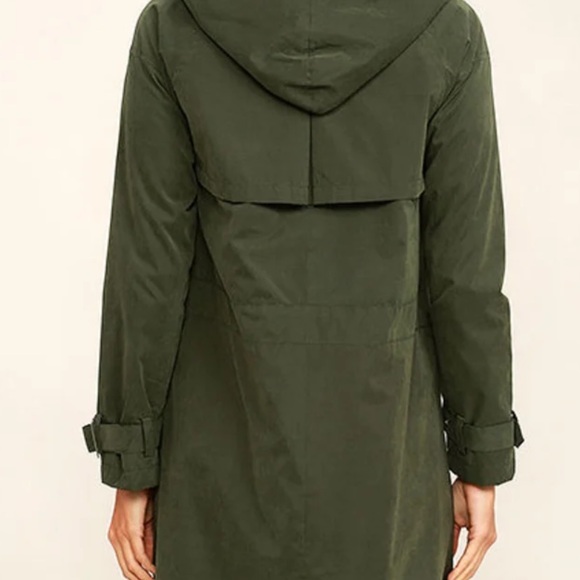 Obey green trench coat - detailed shiny obey buttons and silver hardware - Picture 3 of 10